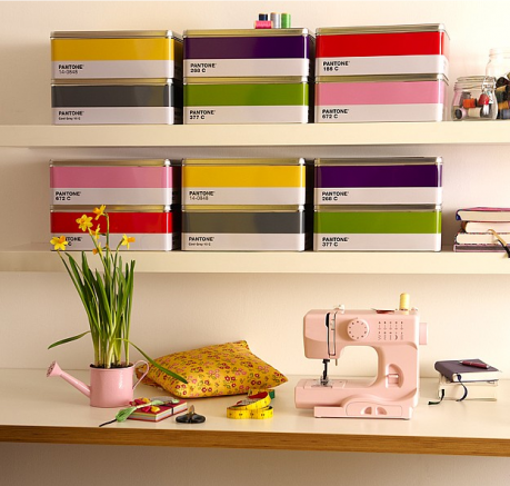 Pantone tins - oh the colour...